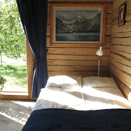 Mednieki Kalvene Guest House Krusati Bagian luar foto