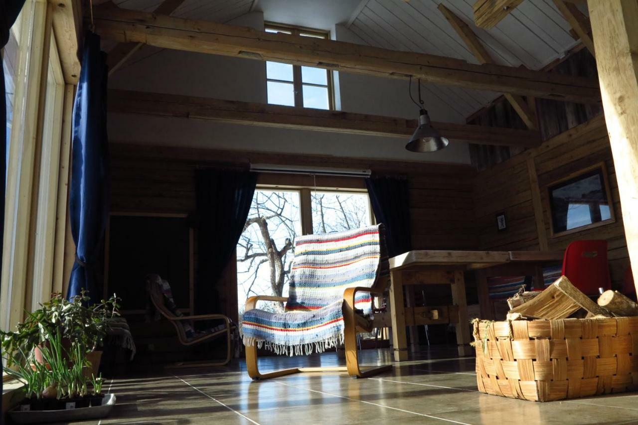 Mednieki Kalvene Guest House Krusati Bagian luar foto